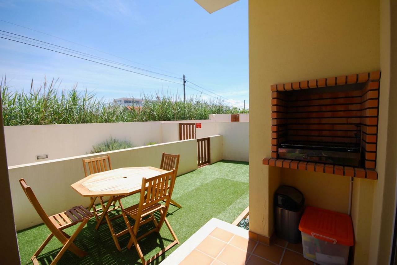 Marta Apartment - Balcony, Patio, Pool Ferrel  Exteriör bild